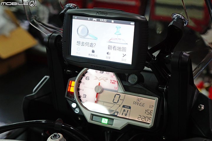 GARMIN zūmo 590 安裝於 BMW R1200GS Adventure & S1000XR 過程全記錄