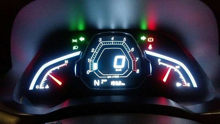 201606/30 Luxgen S3–旗艦白交車小開箱