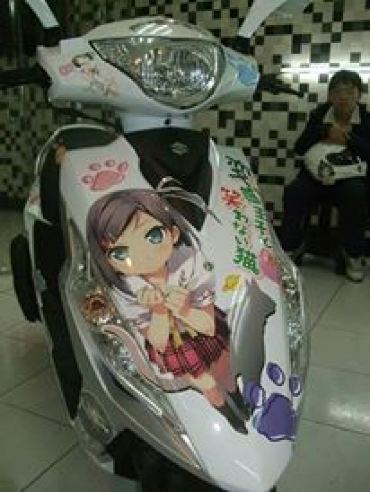 痛車進化史(變態王子與不笑貓)文筆不好請多見諒