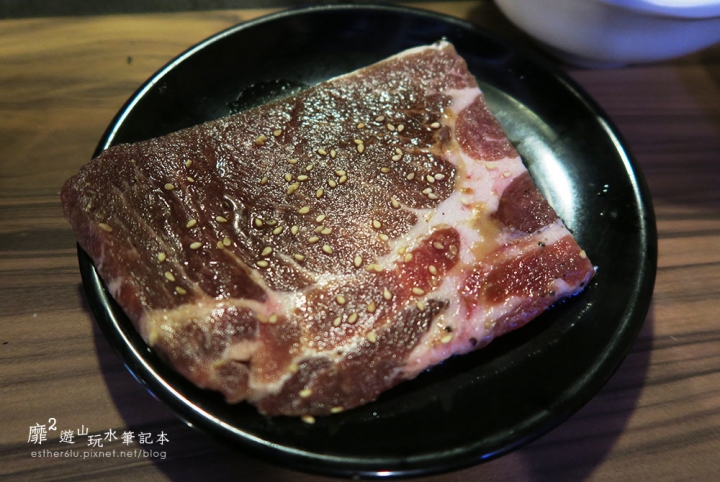 土城~燒肉眾 精緻炭火燒肉吃到飽(土城店)
