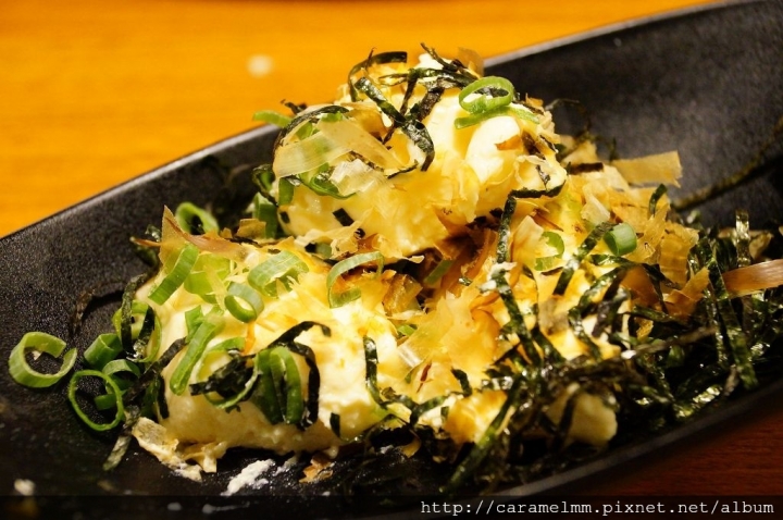 【台北大安】卡布里炸雞 大大大滿足套餐 必點推薦 多樣菜點一次滿足 不僅超值也優質!香酥薄脆粉衣搭配大噴汁炸雞 吮指回味啊!東區/大安路/忠孝復興捷運