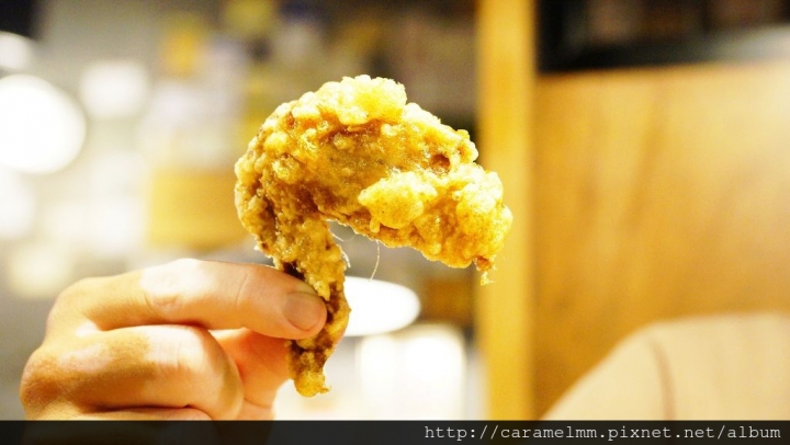 【台北大安】卡布里炸雞 大大大滿足套餐 必點推薦 多樣菜點一次滿足 不僅超值也優質!香酥薄脆粉衣搭配大噴汁炸雞 吮指回味啊!東區/大安路/忠孝復興捷運