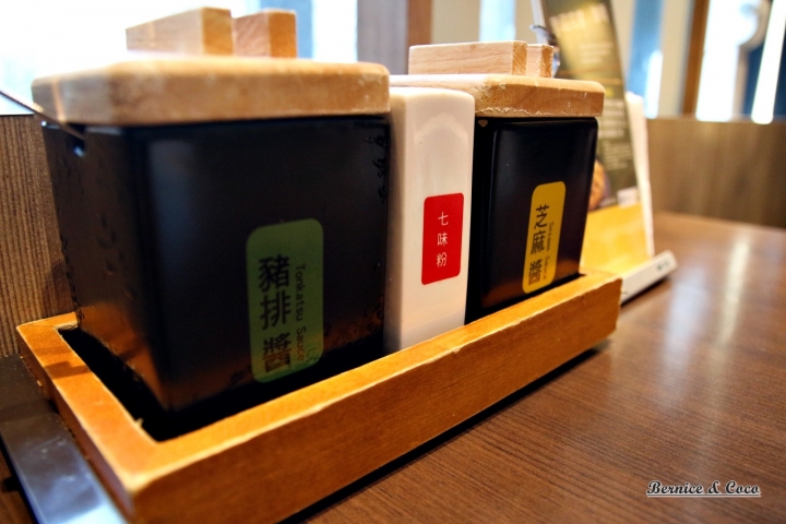 『品田牧場-南京東店』非吃不可的櫻花蝦披薩豬排&章魚燒豬排(捷運松江南京站)