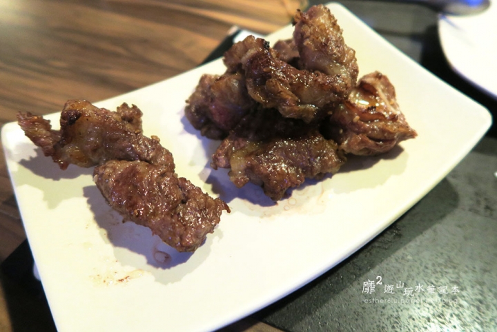 土城~燒肉眾 精緻炭火燒肉吃到飽(土城店)