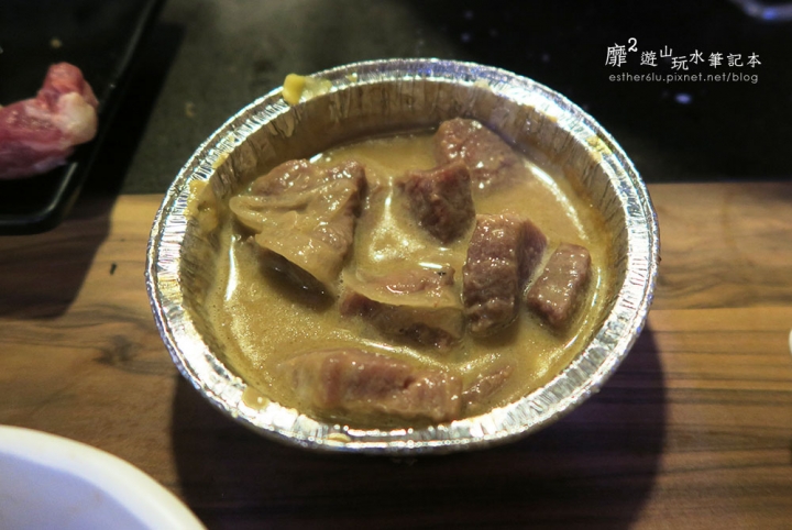 土城~燒肉眾 精緻炭火燒肉吃到飽(土城店)