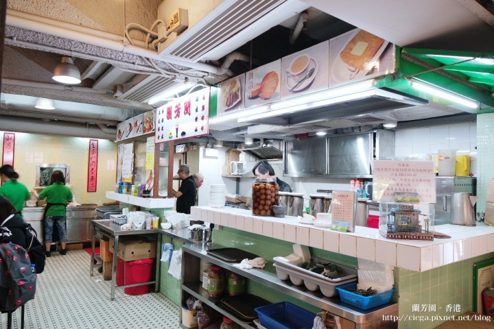 【香港│尖沙嘴美食】蘭芳園✈香港老店絲襪奶茶創始店、港味咖央多士和出前一丁│分店環境更大、候位時間也縮短,美味程度與本店相同