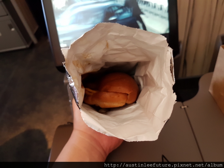 香港一日遊-華航777台北→香港