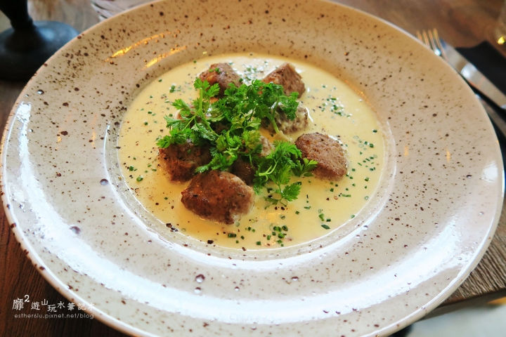 瑞典斯德哥爾摩~meatballs BAR & MAT SERVERING