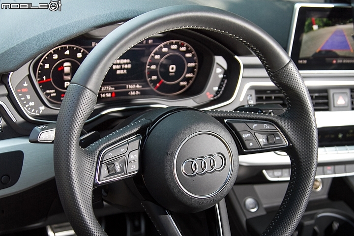 盡顯成熟魅力 Audi A4 45 TFSI quattro