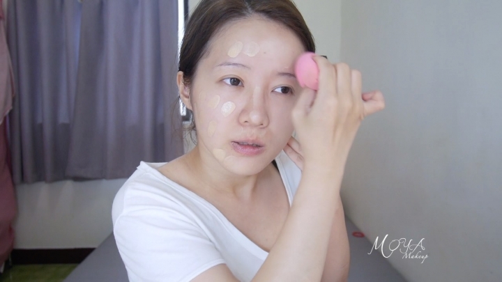IU風無辜垂眼清雅妝
