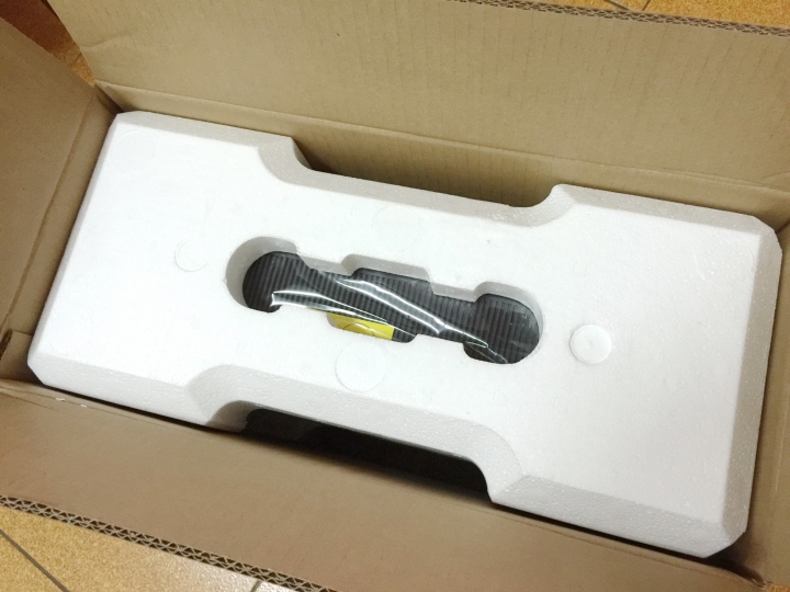 停電 跳電的救星 APC Back-UPS Pro 1000 在線互動式UPS