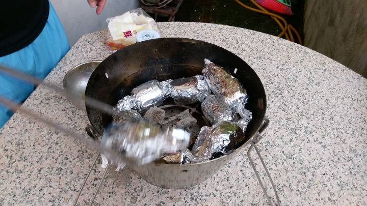 隨身烤肉架~隨便寫的開箱文~圖多