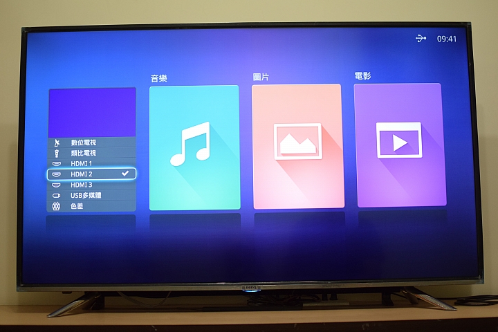UHD disc player 與 BenQ 50IZ7500 絕妙搭配體驗 4K 完美呈現