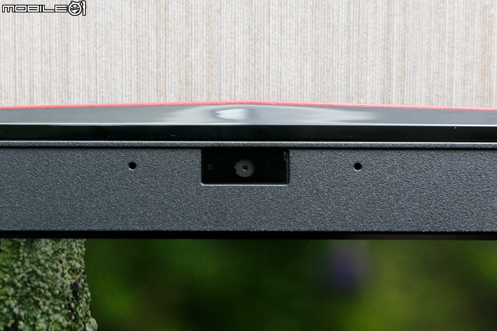 嶄新效能時代 MSI GT72VR 6RD DOMINATOR