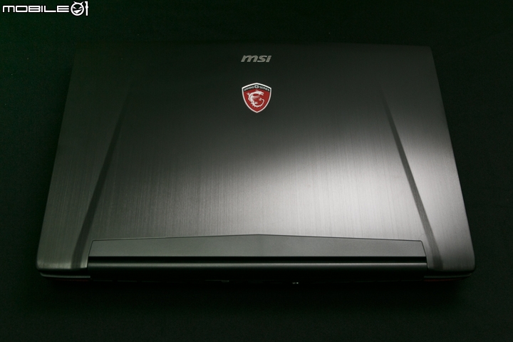 嶄新效能時代 MSI GT72VR 6RD DOMINATOR