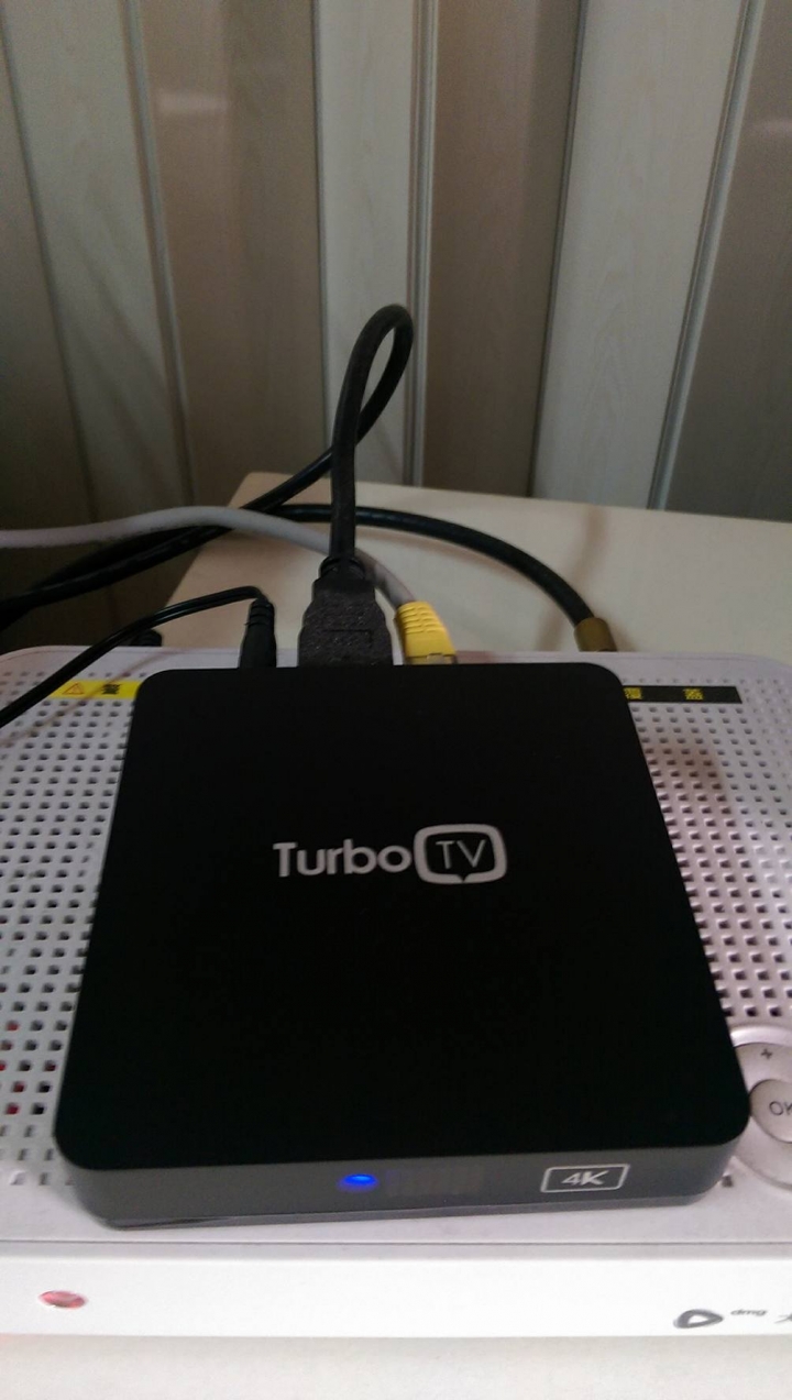 TurboBOX 二代開箱 Turbo TV 可以看第四台的盒子