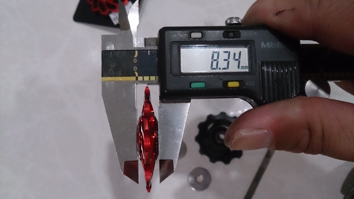 SRAM RIVAL 10速 導輪裂開更換