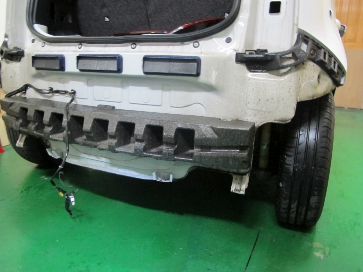SKODA CITIGO 倒車雷達更換 增加心靈馬力