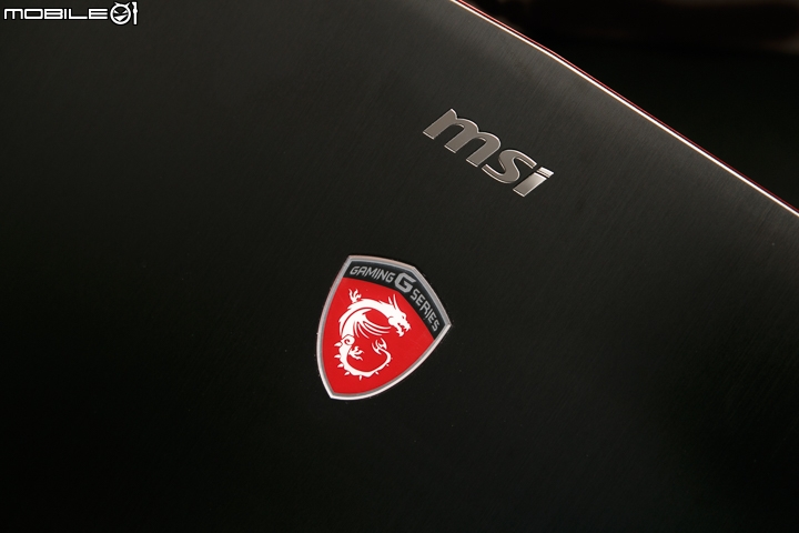 嶄新效能時代 MSI GT72VR 6RD DOMINATOR