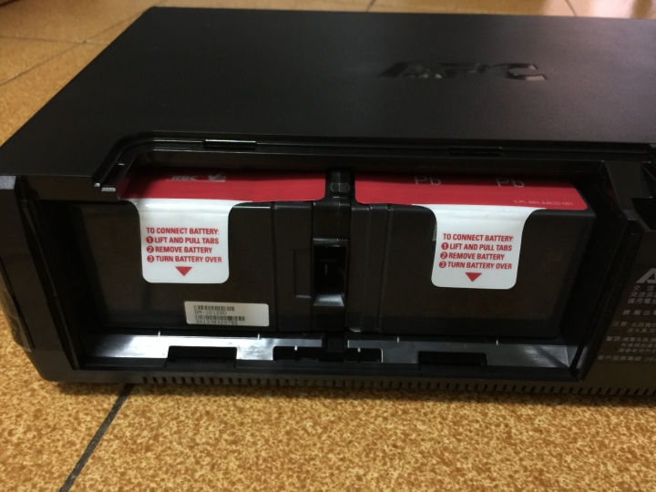 停電 跳電的救星 APC Back-UPS Pro 1000 在線互動式UPS