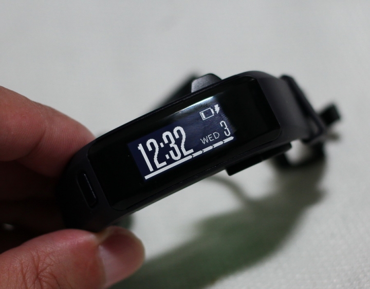 【試用】Garmin vivosmart HR(一卡通版)- 開箱檢視篇