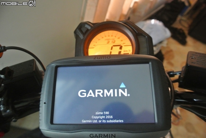 BWSR 升級 GARMIN zūmo 590 防水重機導航