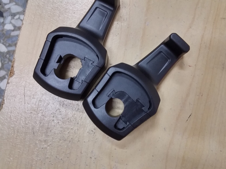 【開箱】免拆車頭枕,就能輕鬆安裝頭枕掛勾,不能拆車頭枕的一定要看一下。