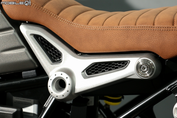 復古 Scrambler 風登場 2016 BMW R nineT Scrambler 到港開箱