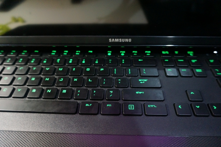 32HX750掰掰了~免費升級SAMSUNG 4KHDR 40KU6300