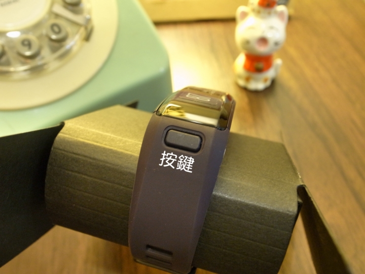【上篇】{試用-Garmin vivosmart HR(一卡通版)}/生活工作不忙亂,通通輕鬆一手包/--{前言/開箱/設定篇}