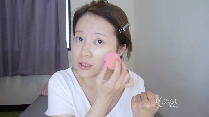 IU風無辜垂眼清雅妝