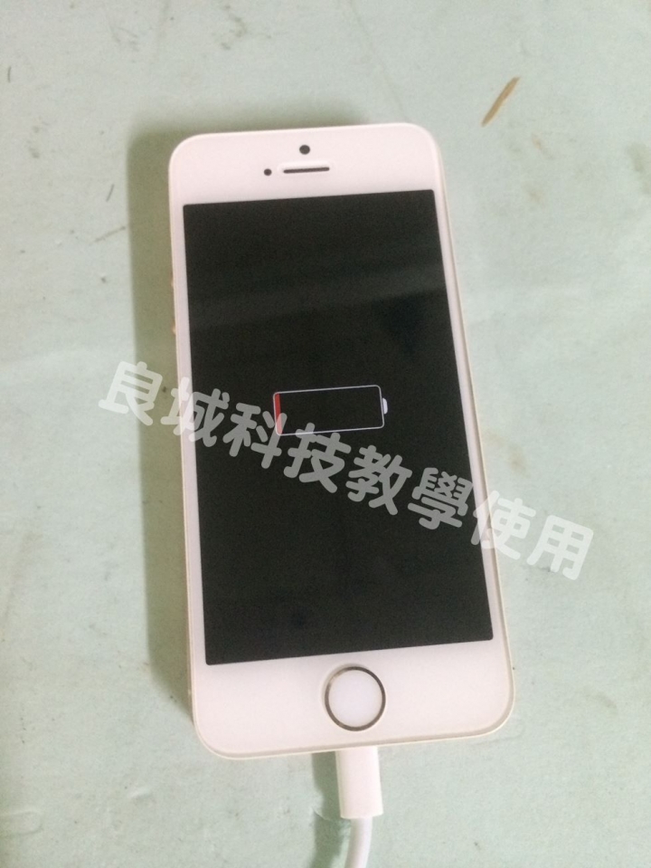 I Phone 5S 五馬分屍(不專業維修分享)