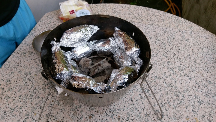 隨身烤肉架~隨便寫的開箱文~圖多