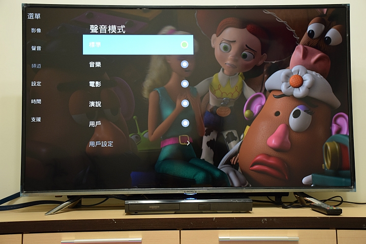 UHD disc player 與 BenQ 50IZ7500 絕妙搭配體驗 4K 完美呈現