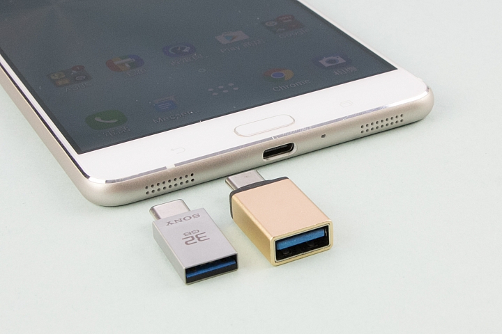 ASUS大螢幕ZenFone 3 Ultra 突出的影音體驗