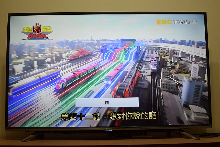 UHD disc player 與 BenQ 50IZ7500 絕妙搭配體驗 4K 完美呈現