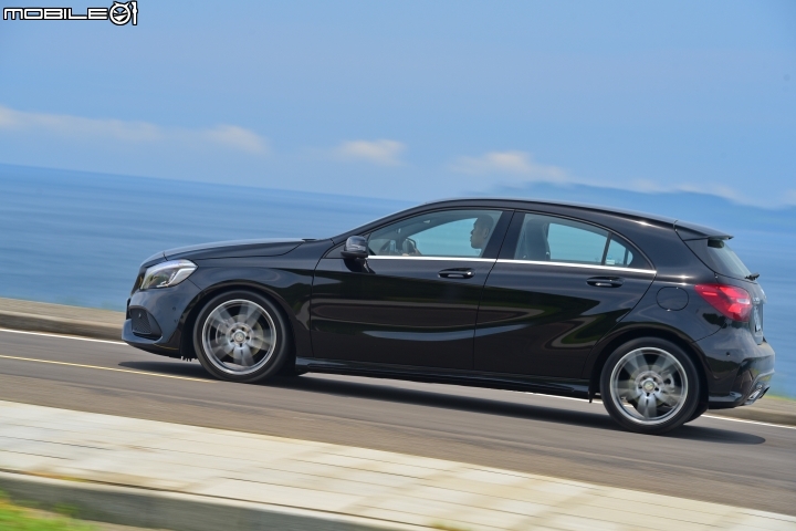 帥勁上身 強化均衡特質 M.Benz A180 AMG Line