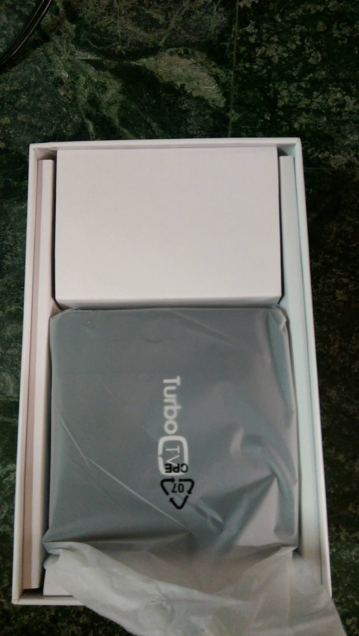 TurboBOX 二代開箱 Turbo TV 可以看第四台的盒子
