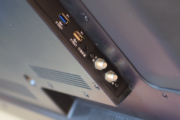 UHD disc player 與 BenQ 50IZ7500 絕妙搭配體驗 4K 完美呈現