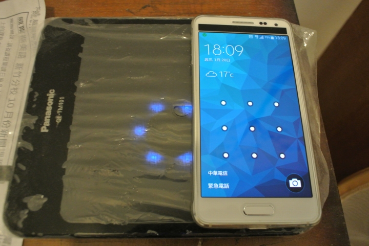SAMSUNG Alpha 無線充電膜 應用於Panasonic TM101