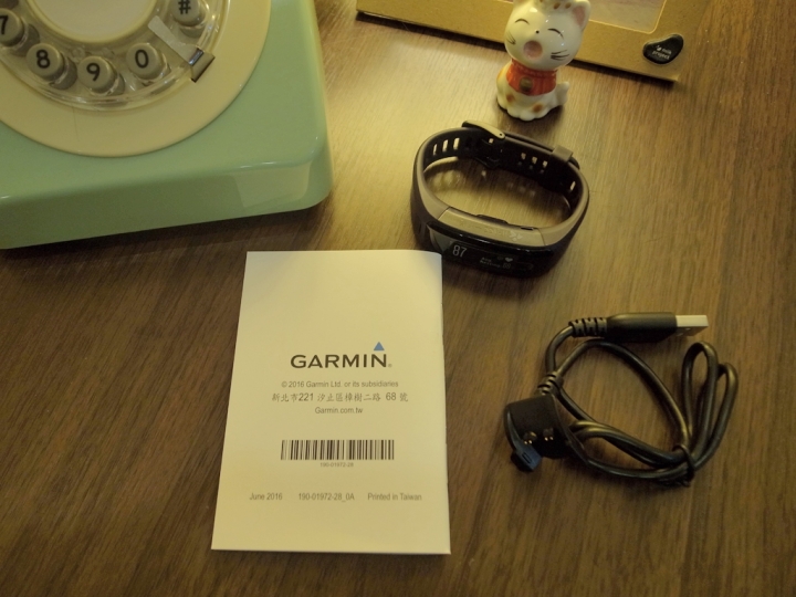 【上篇】{試用-Garmin vivosmart HR(一卡通版)}/生活工作不忙亂,通通輕鬆一手包/--{前言/開箱/設定篇}