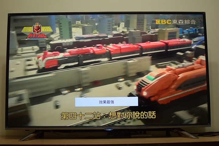 UHD disc player 與 BenQ 50IZ7500 絕妙搭配體驗 4K 完美呈現