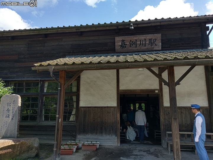搭上復古的JR隼人之風號 沿途觀賞櫻島火山