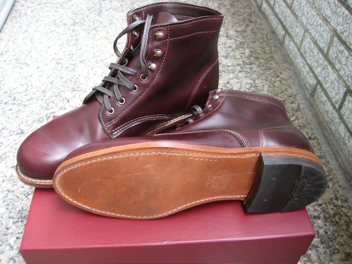 【開箱實穿分享】Wolverine 1000 Mile Cordorvan No. 8 酒紅