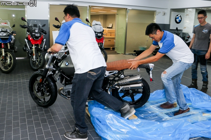 復古 Scrambler 風登場 2016 BMW R nineT Scrambler 到港開箱