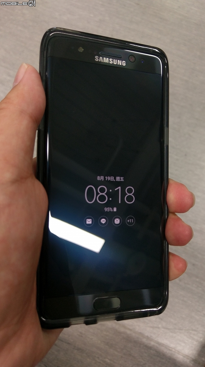 Note 7入手嘍~怕摔手機的朋友還有3D曲面滿版保護貼的朋友們可以參考看看