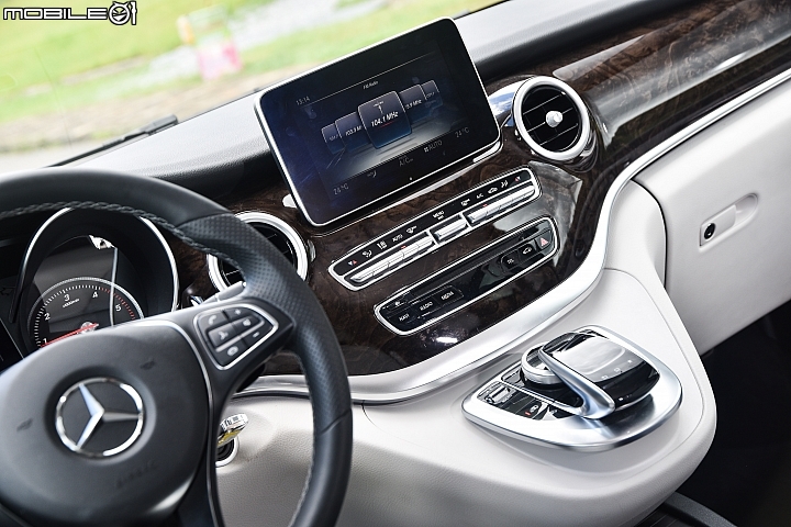 新勢力來襲 Mercedes-Benz V250d Avantgarde