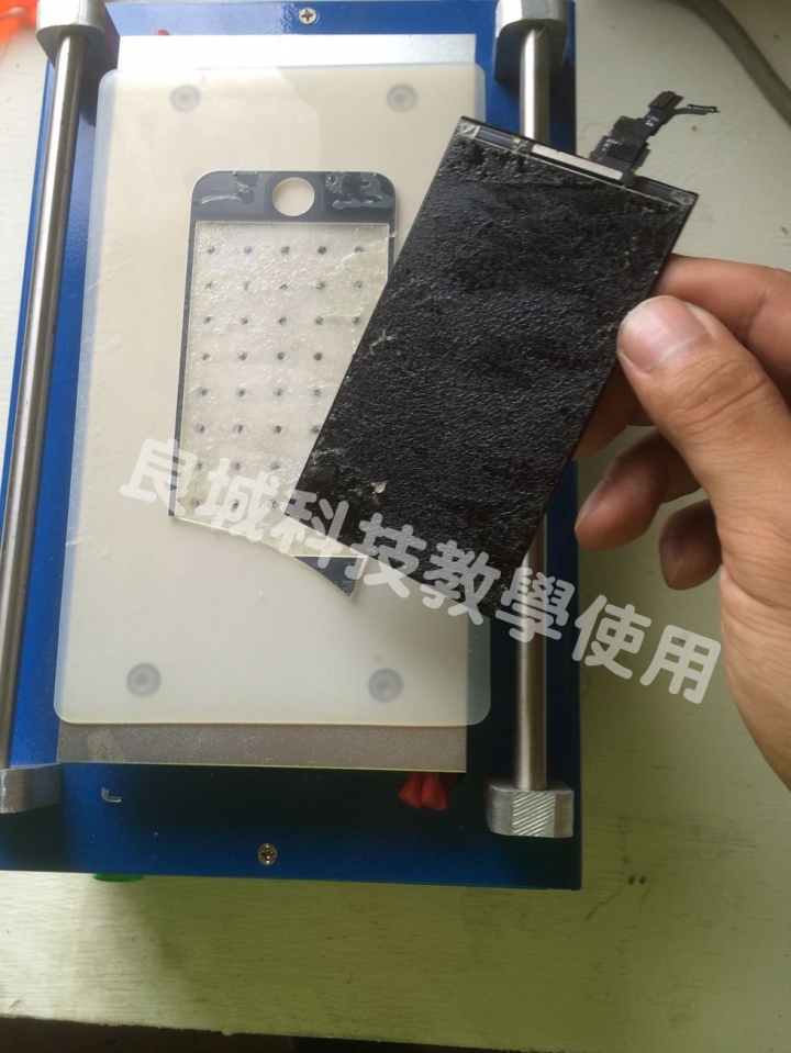 I Phone 5S 五馬分屍(不專業維修分享)