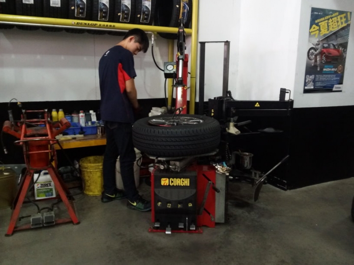 參加固特異EFG SUV 65折試胎活動分享 - 三菱Outlander