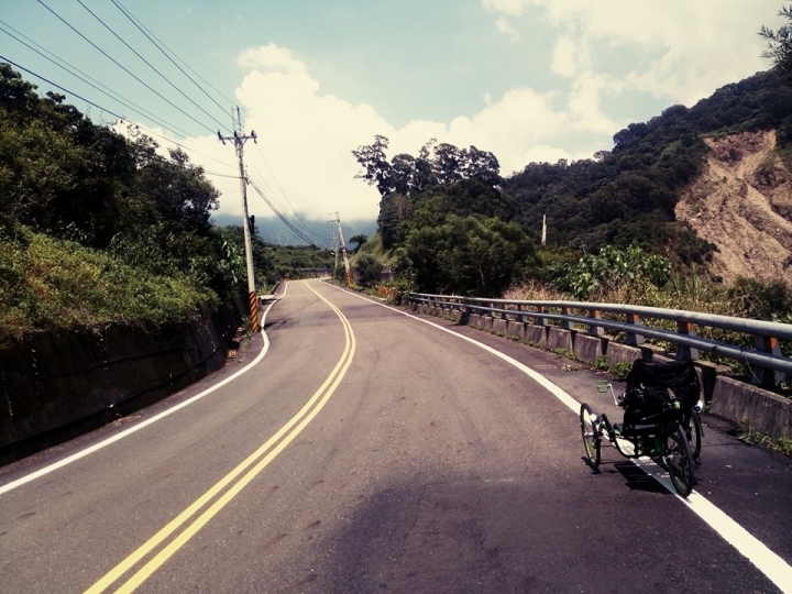 世界上防護性能最強大的智慧型手機? Conquest S8 !